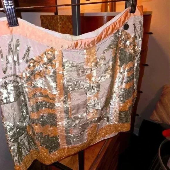 Guess Sequined Skirt - Picture 1 of 7